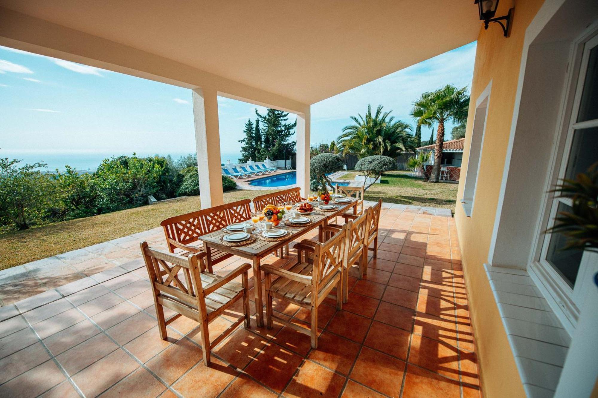 Gran Villa Con Vistas Al Mar Y Piscina Privada Málaga Exterior foto